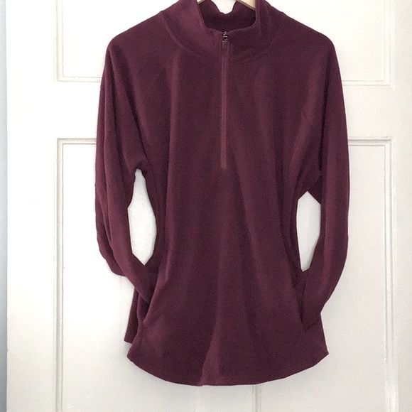 Old Navy Fleece 1/4 Zip pull over for women. 1 is Dark gray 1 is Wine color ,XXL - Picture 1 of 8